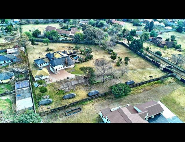 6 BEDROOM HOUSE FOR SALE IN ALLANDALE